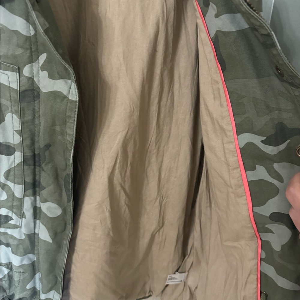 GAP Camouflage Outerwear Jacket Medium Tall - Picture 7 of 7